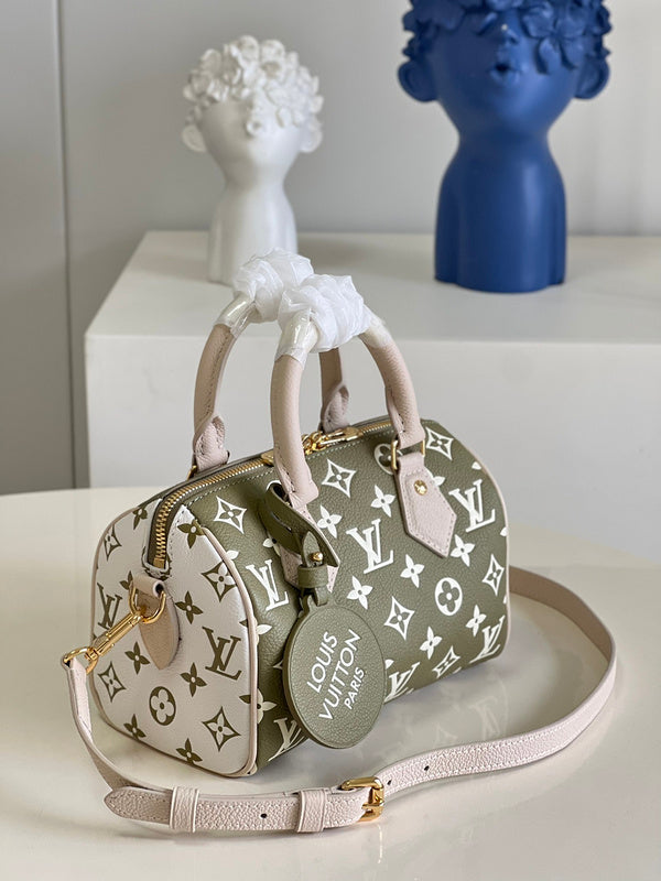 I W Fashion Lu-Vi Bags - 16850
