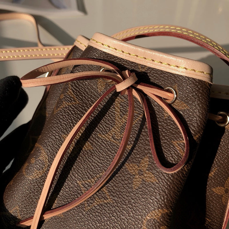 LOV2 Bags - Luxurious Bags  2681
