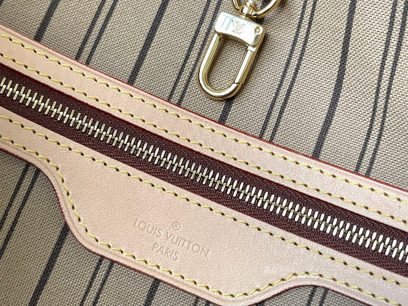 I W Fashion Lu-Vi Bags - 16810