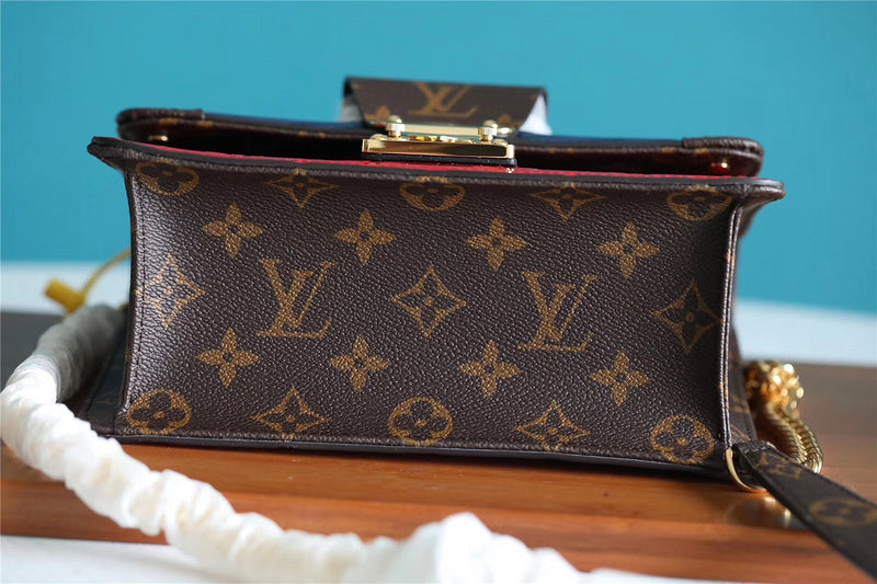 I W Fashion Lu-Vi bags - 8682