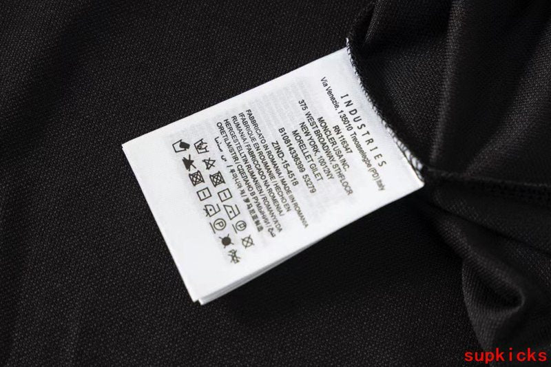 Moncler Luxury Cloth