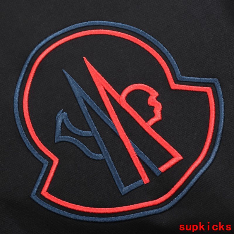 Moncler Luxury Cloth