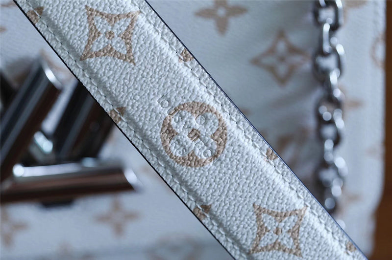 I W Fashion Lu-Vi bags - 8471