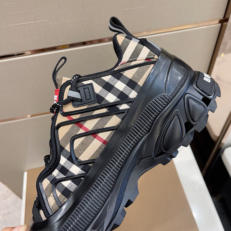 Burberry Luxury Shoes