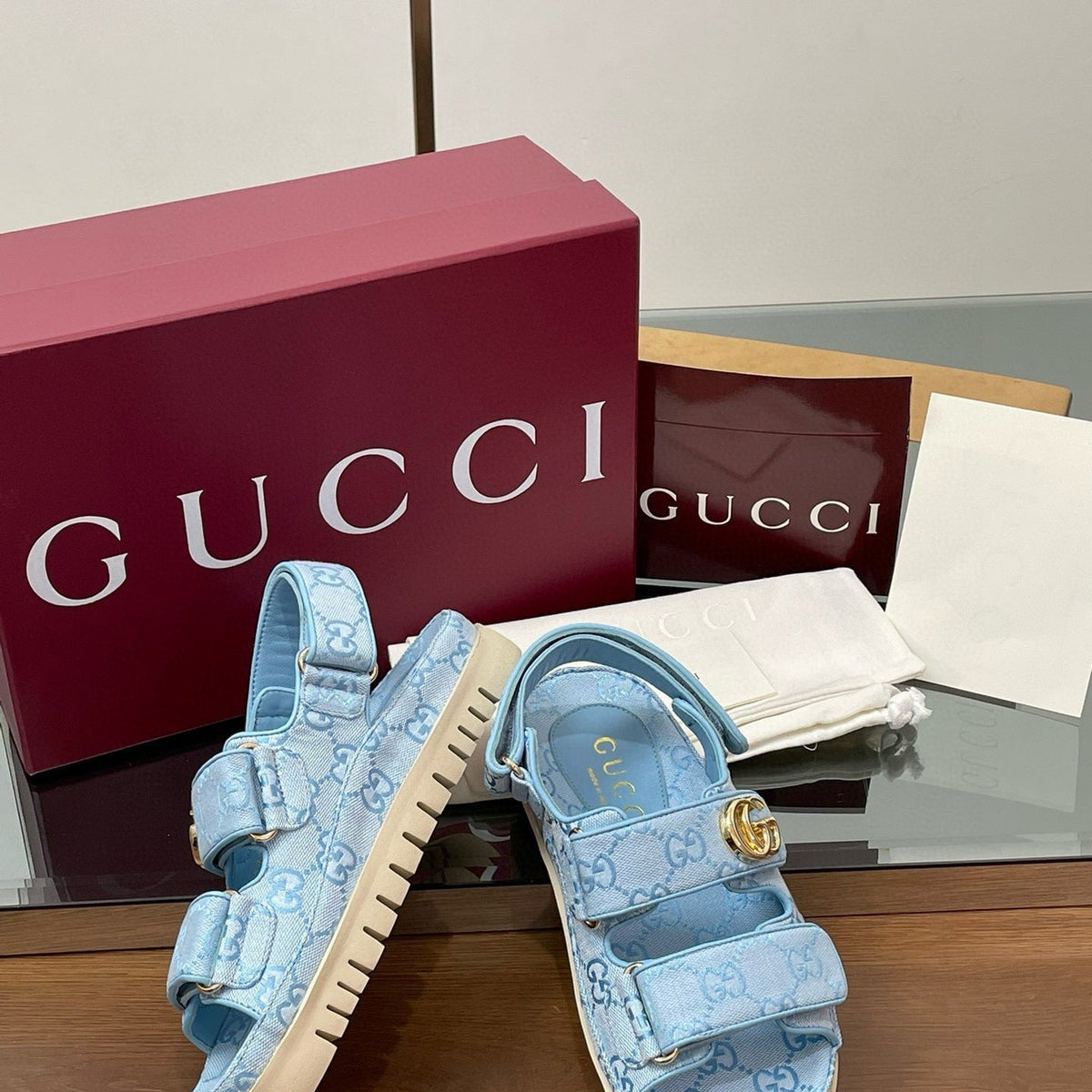GG SANDALS