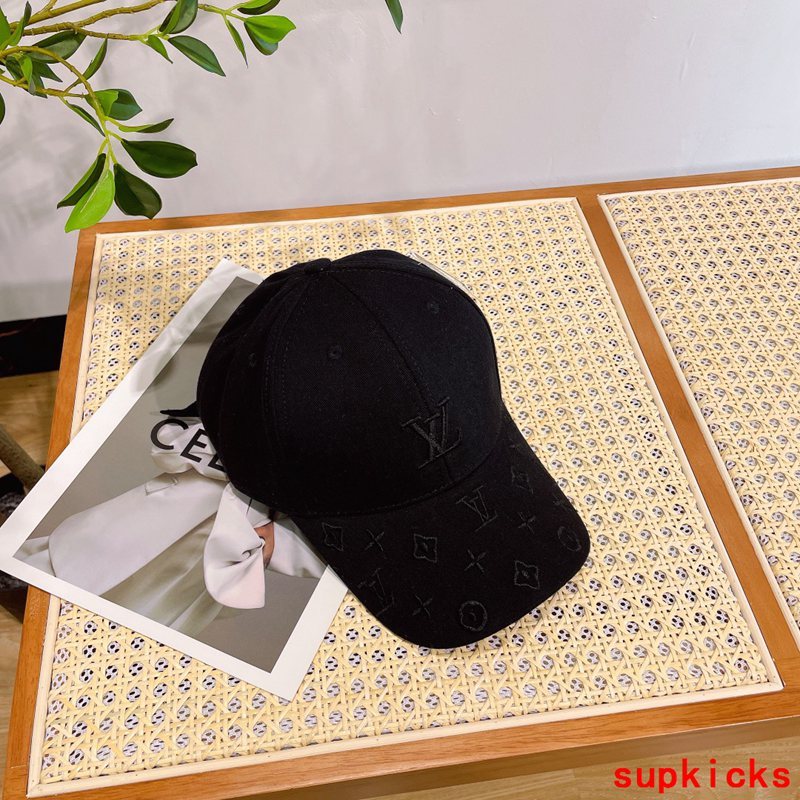 Louis Vuitton Luxury Cap