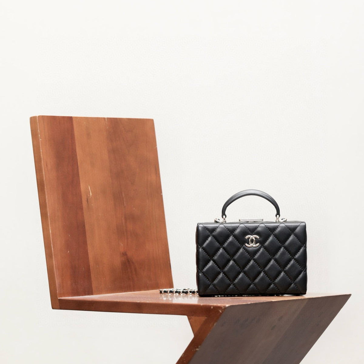 CC SMALL BOX CHAIN BAG