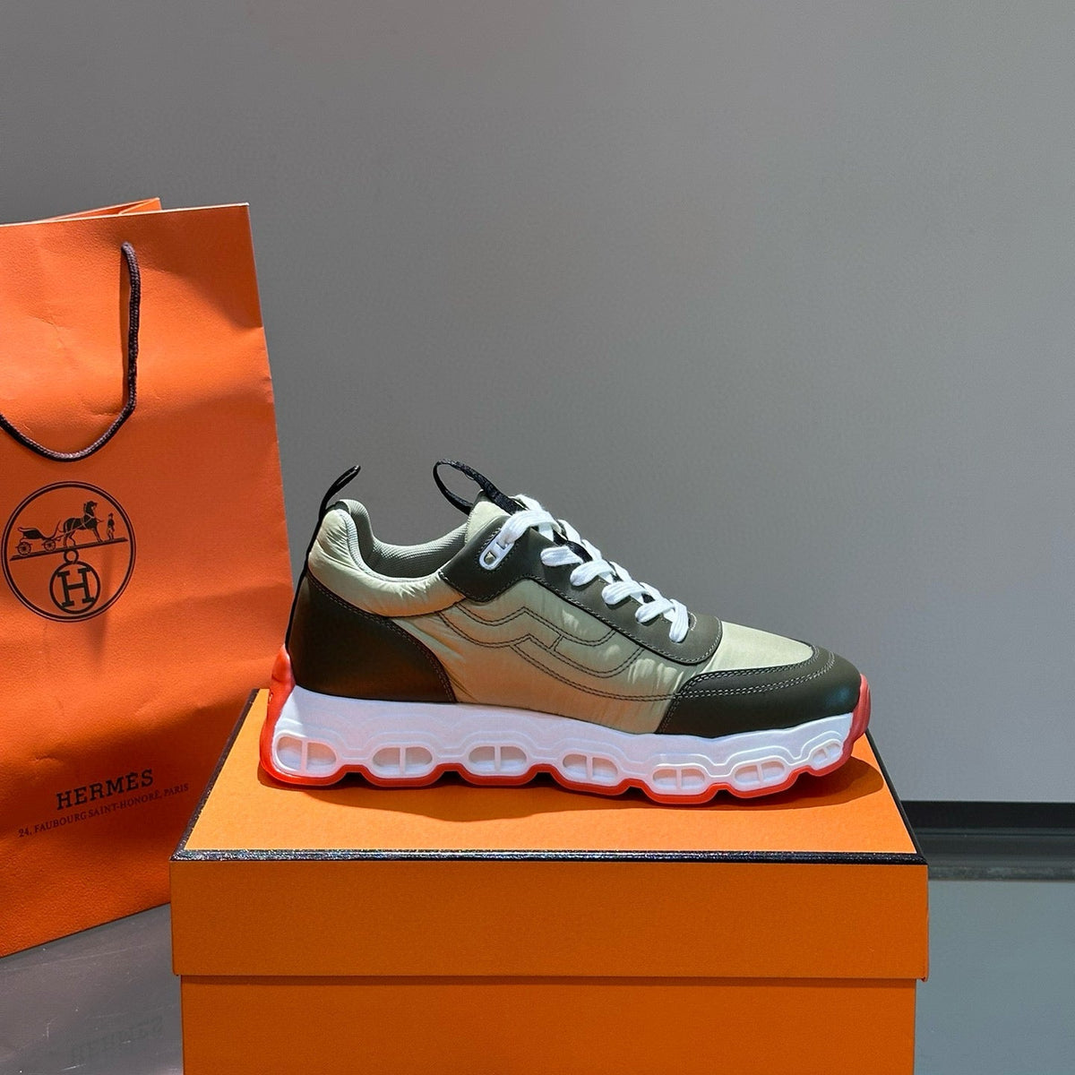 HERM IMPULSE SNEAKER