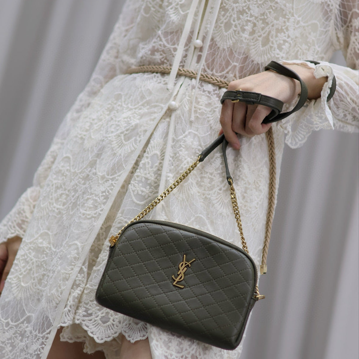 SL GABY POUCH