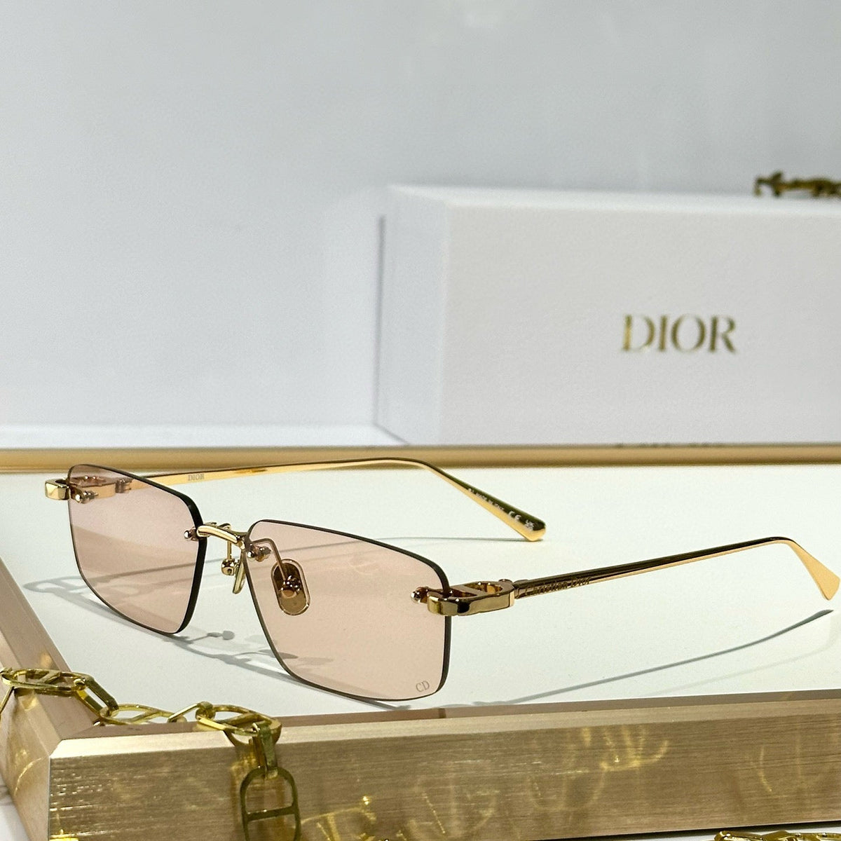 CD SUNGLASSES