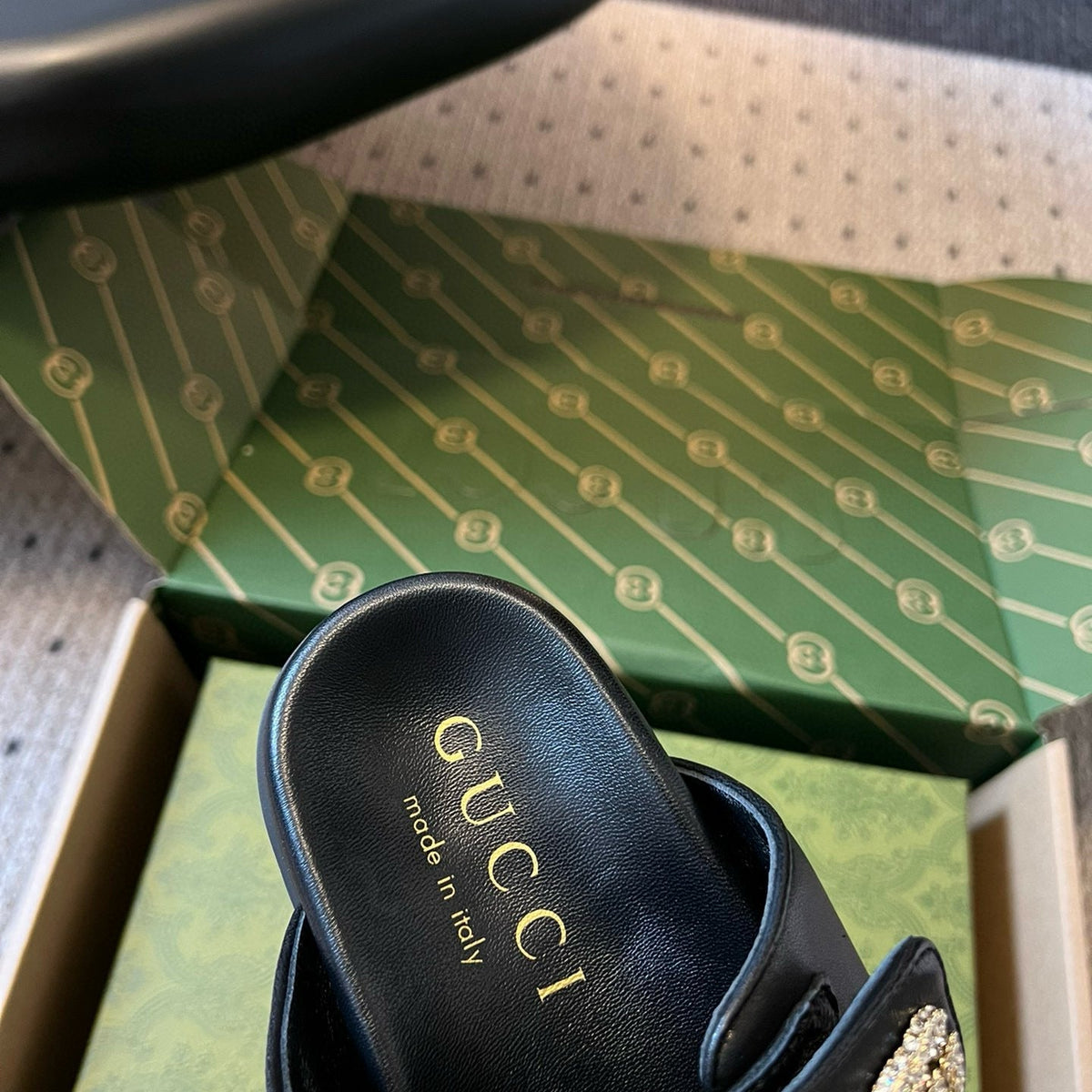 GG SANDALS