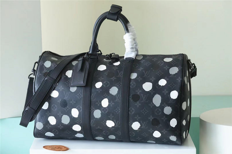 I W Fashion Lu-Vi bags - 11218