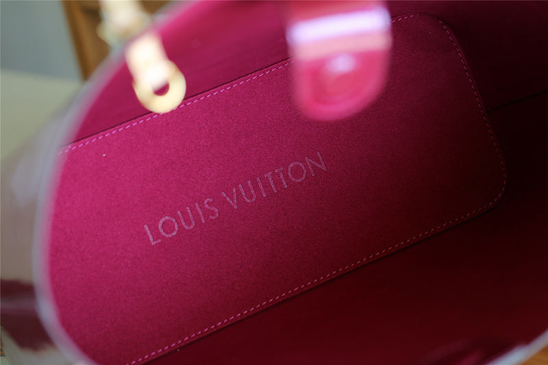 I W Fashion Lu-Vi bags - 8104