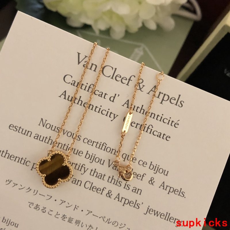 Van Cleef & Arples Jewelry