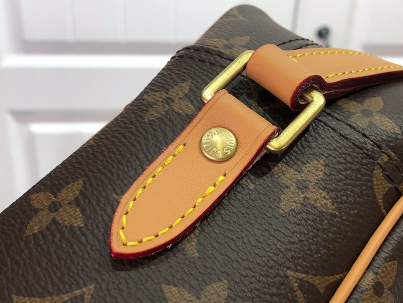 I W Fashion Lu-Vi bags - 17356
