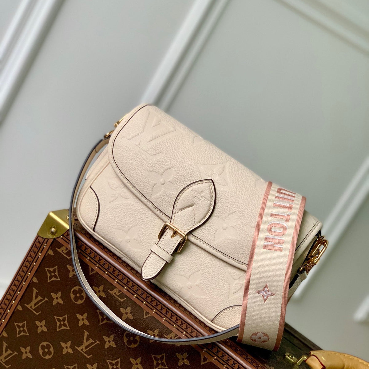 LOU DIANE SATCHEL BAG