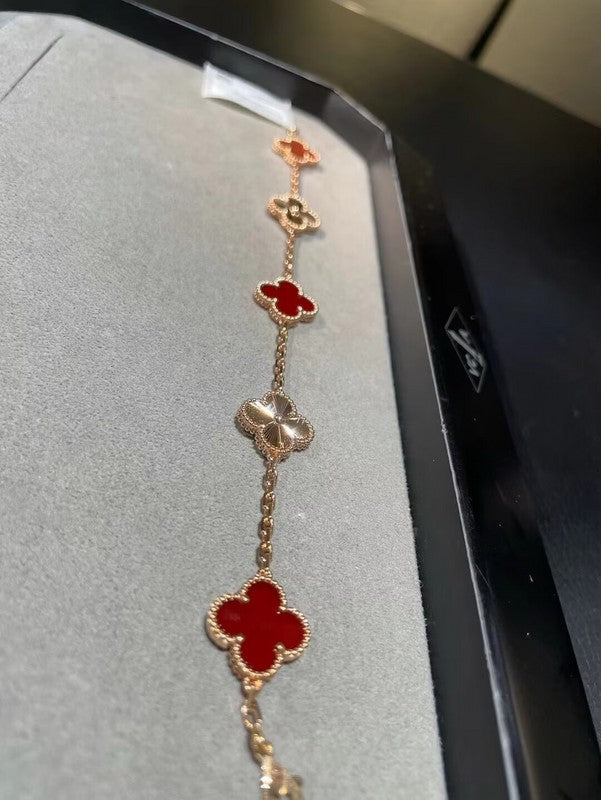 Van Cleef & Arples Jewelry