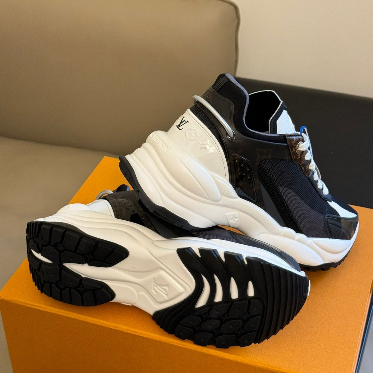 LOU RUN 55 TRAINERS