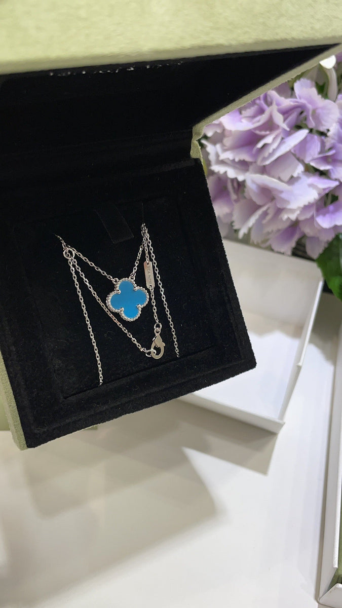 VAN C NECKLACE
