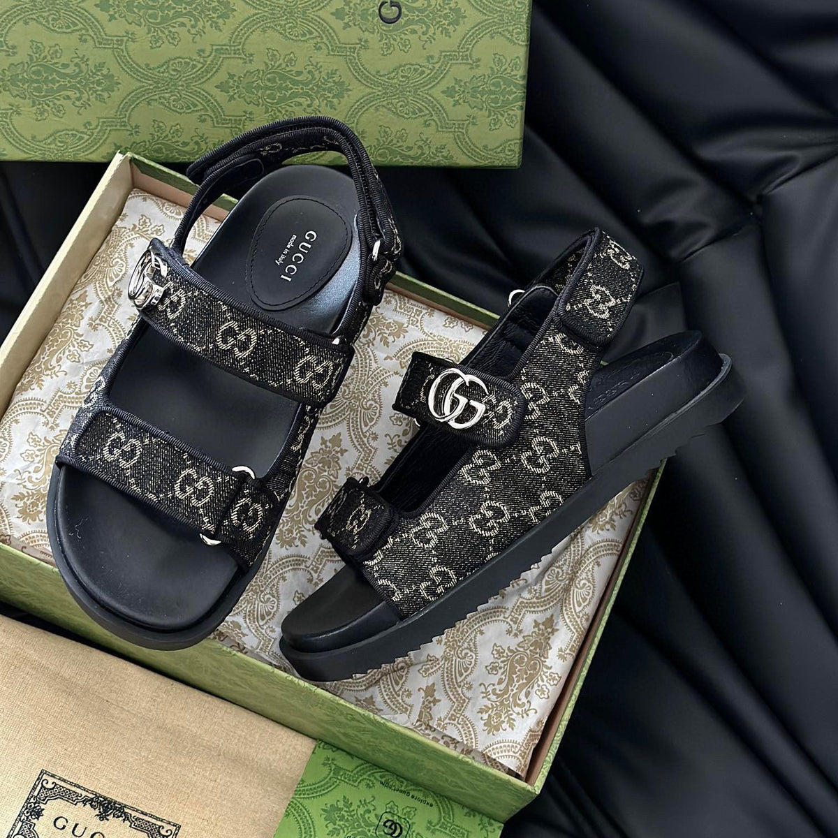 GG SANDALS