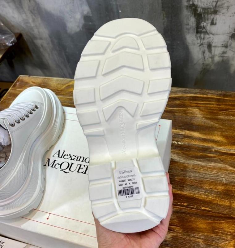 Mila's Edit - AQ Men SHoes - 375
