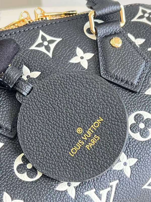 LOV2 Bags - Luxurious Bags  632