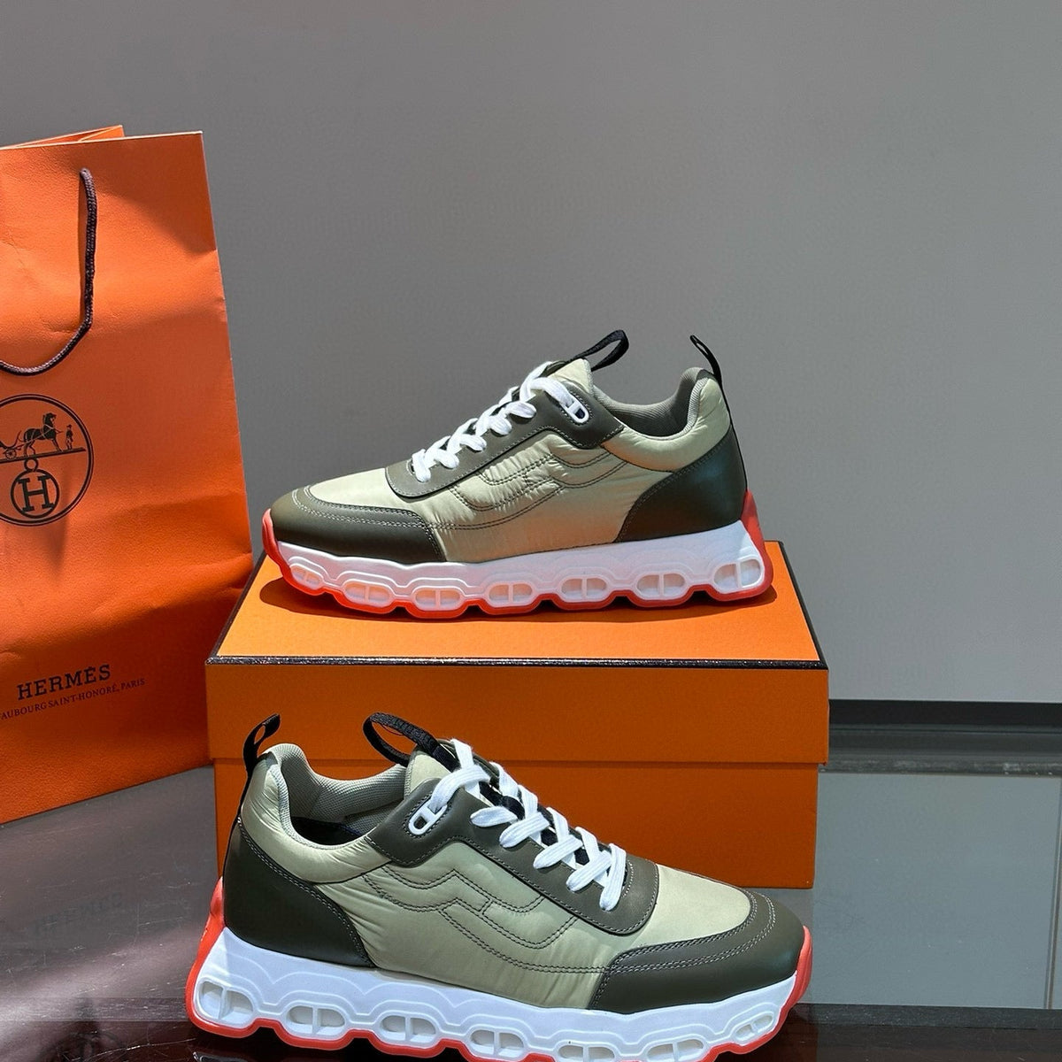 HERM IMPULSE SNEAKER