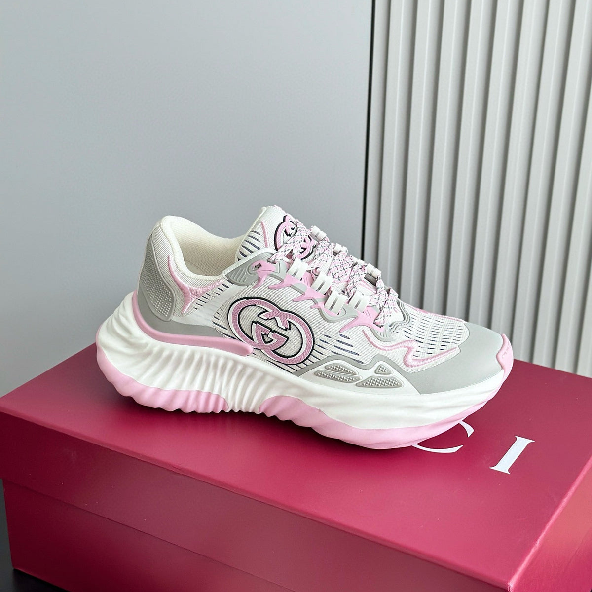 GG RIPPLE TRAINERS