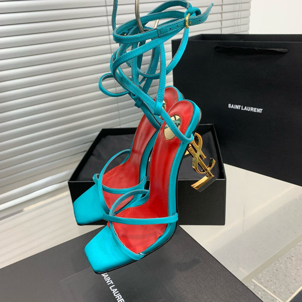 SL HEELS