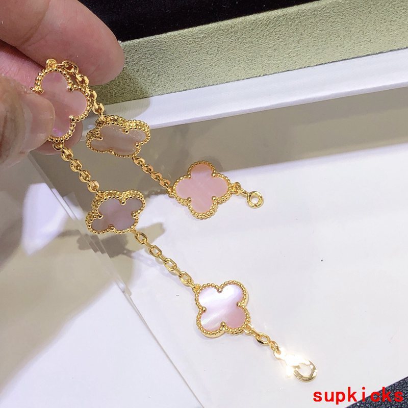 Van Cleef & Arples Jewelry