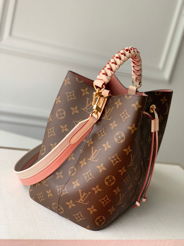 I W Fashion Lu-Vi bags - 17751