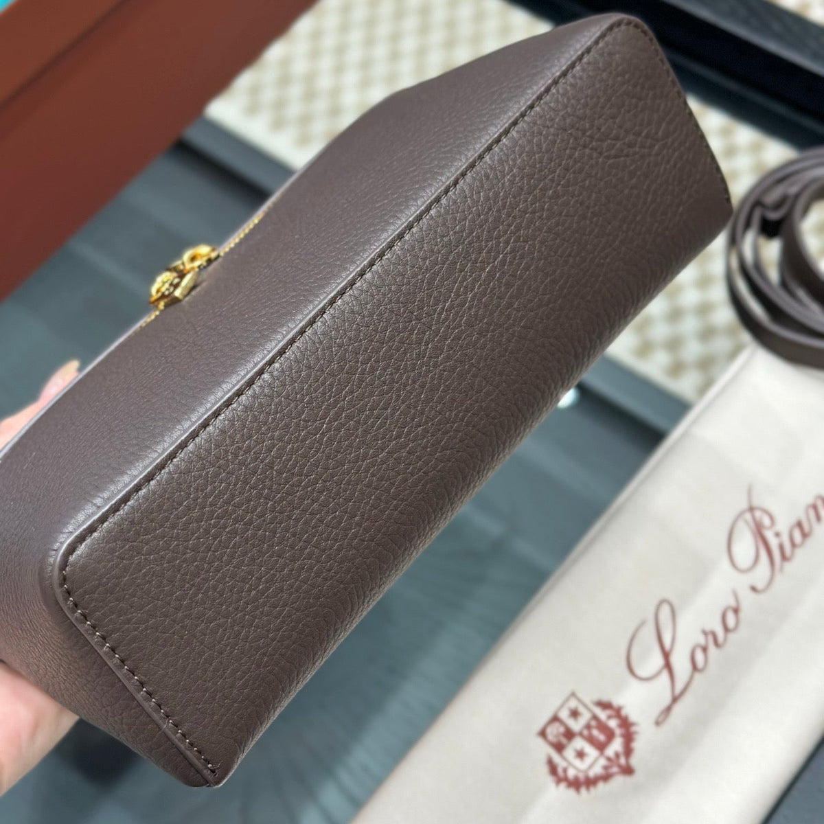 LORO P EXTRA POCKET L19 BAG