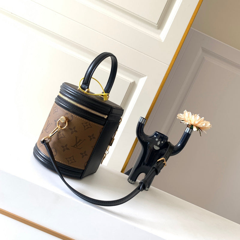 I W Fashion Lu-Vi Bags - 16872