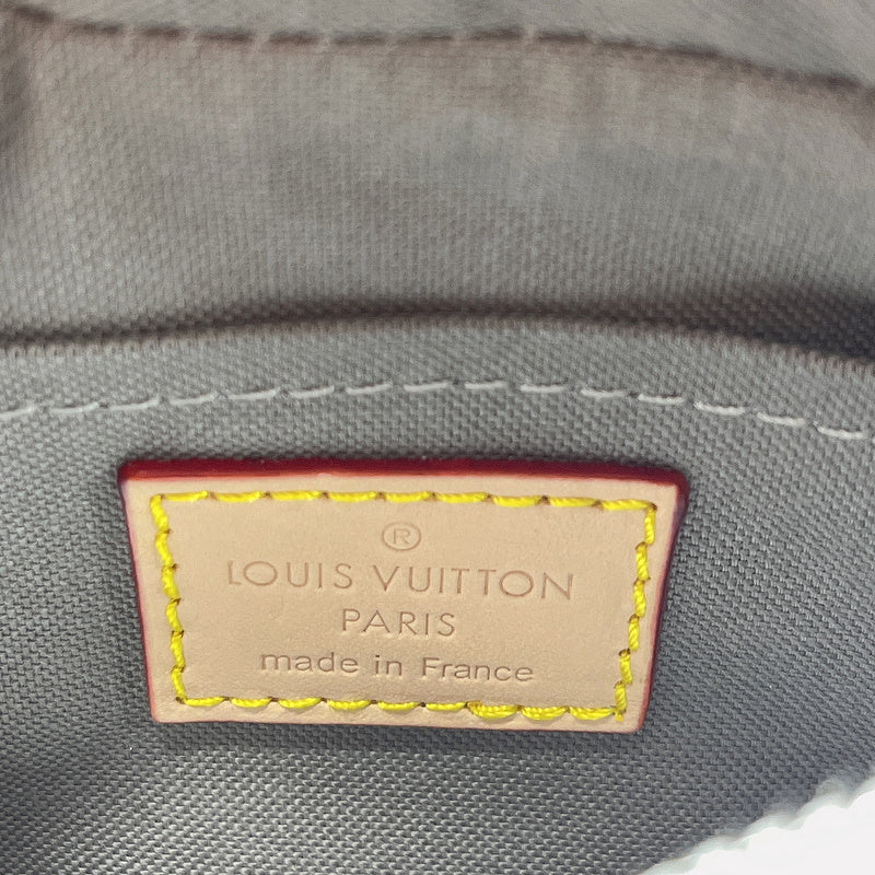 I W Fashion Lu-Vi bags - 10178