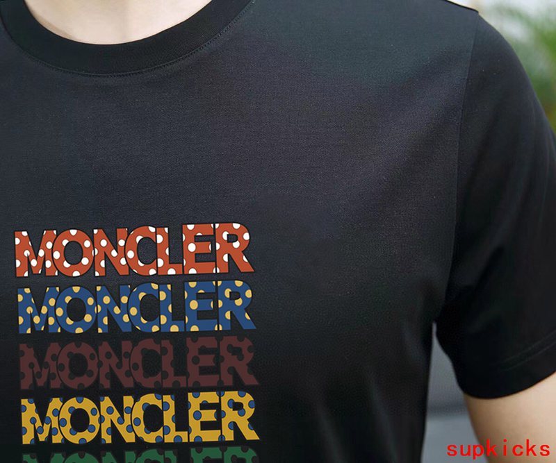 Moncler Luxury Cloth