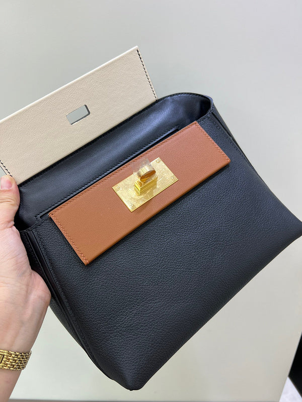 PHA - HMS Bags - 1726