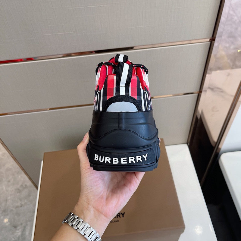 Burberry Luxury Shoes