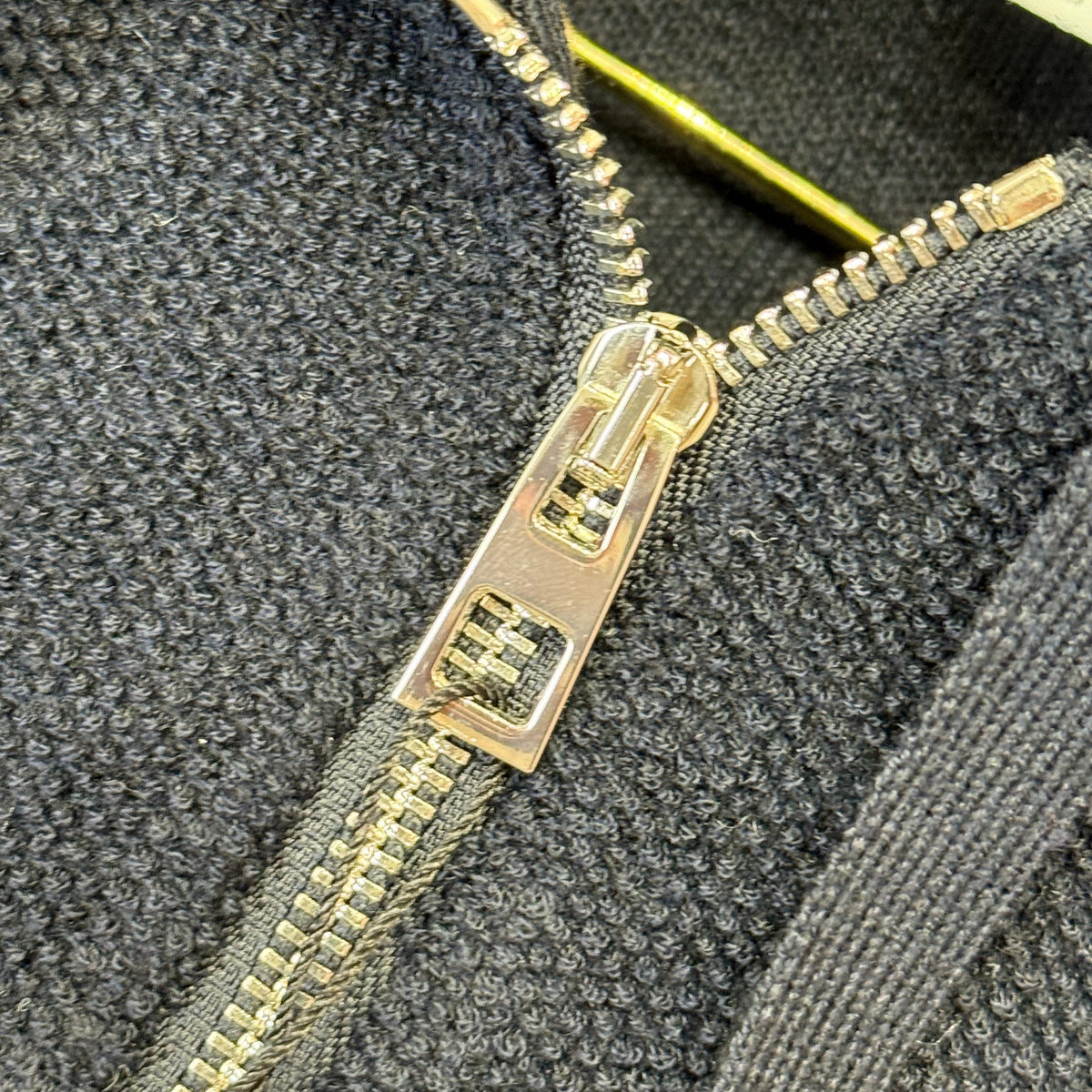 LOEW ZIP HOODIE