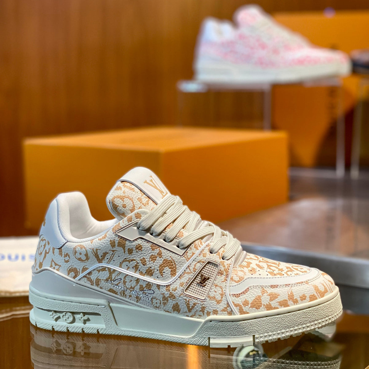 LOU TRAINERS