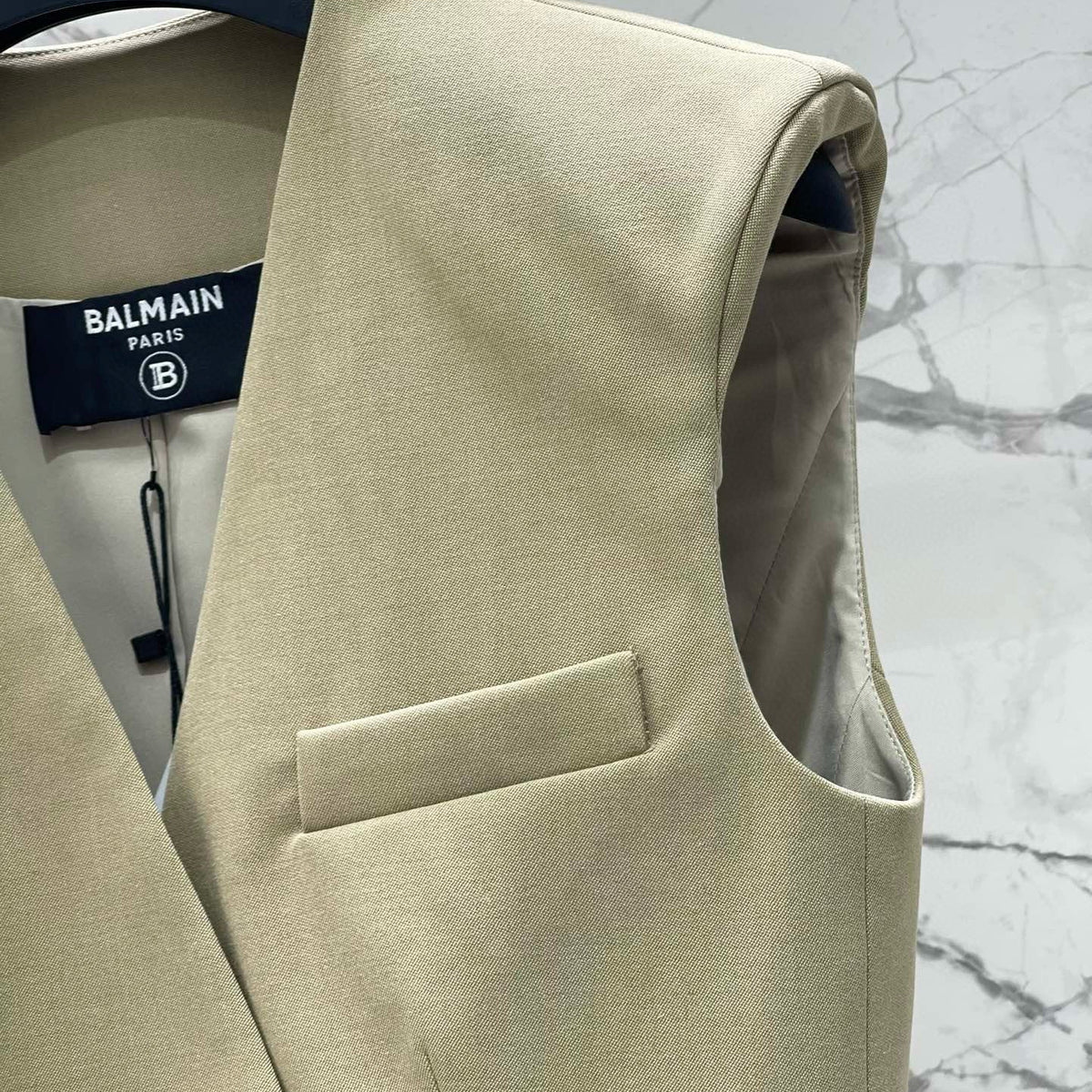 BALM VEST