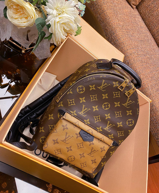LOV2 Bags - Luxurious Bags  2827