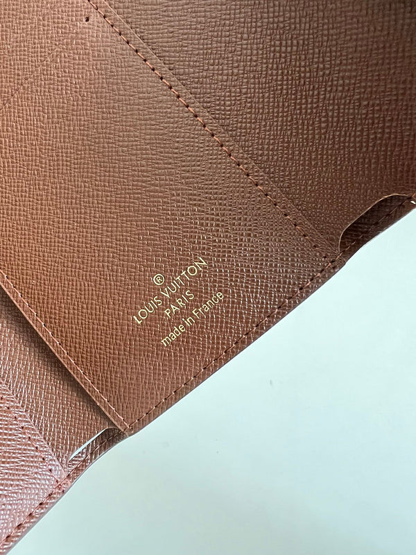 I W Fashion Lu-Vi bags - 17012