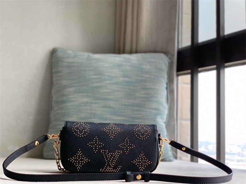 PHA - LOV Bags - 353