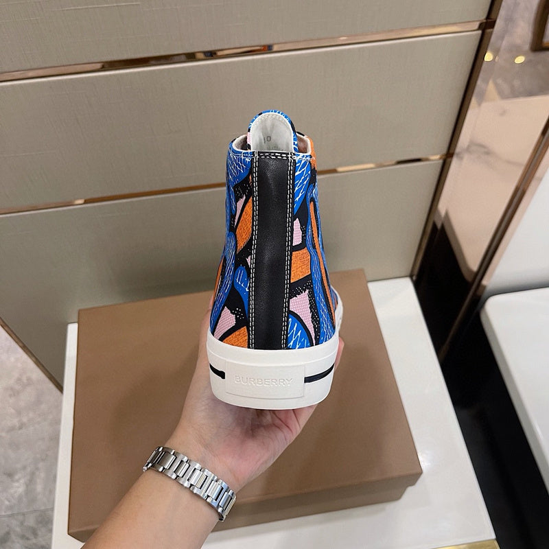 Burberry Luxury Shoes