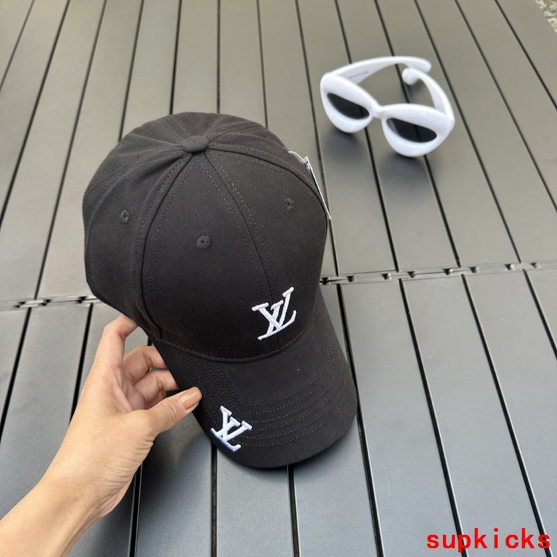 Louis Vuitton Luxury Cap