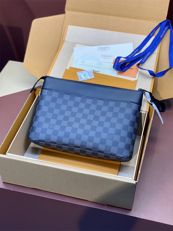PHA - LOV Bags - 074