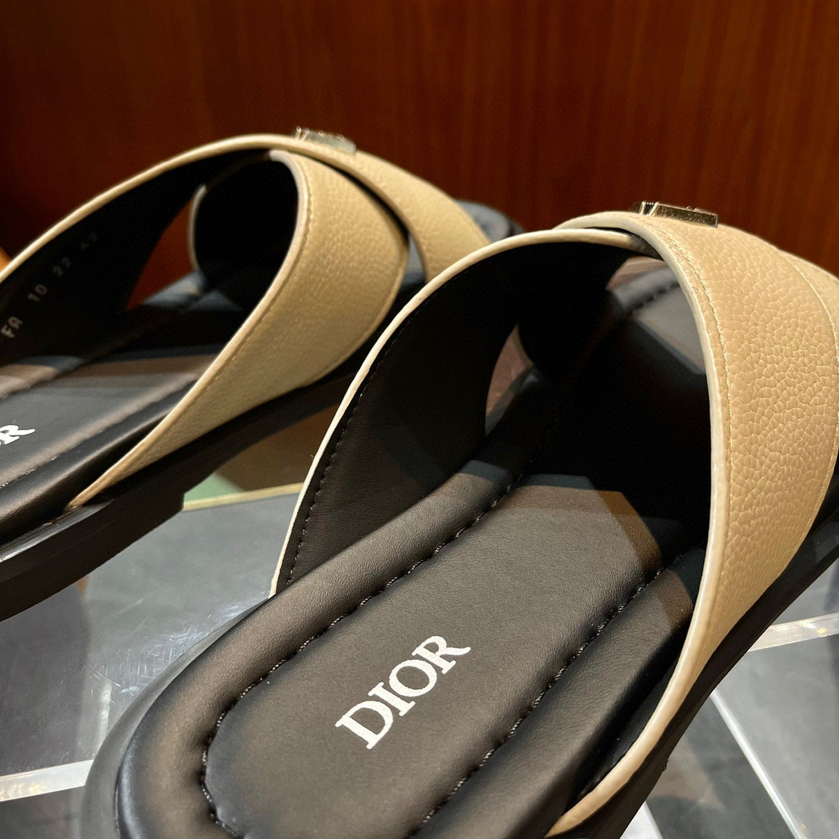 CD ALIAS SANDALS
