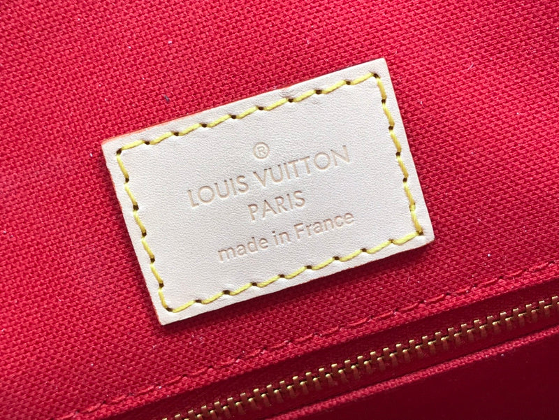 I W Fashion Lu-Vi bags - 17567