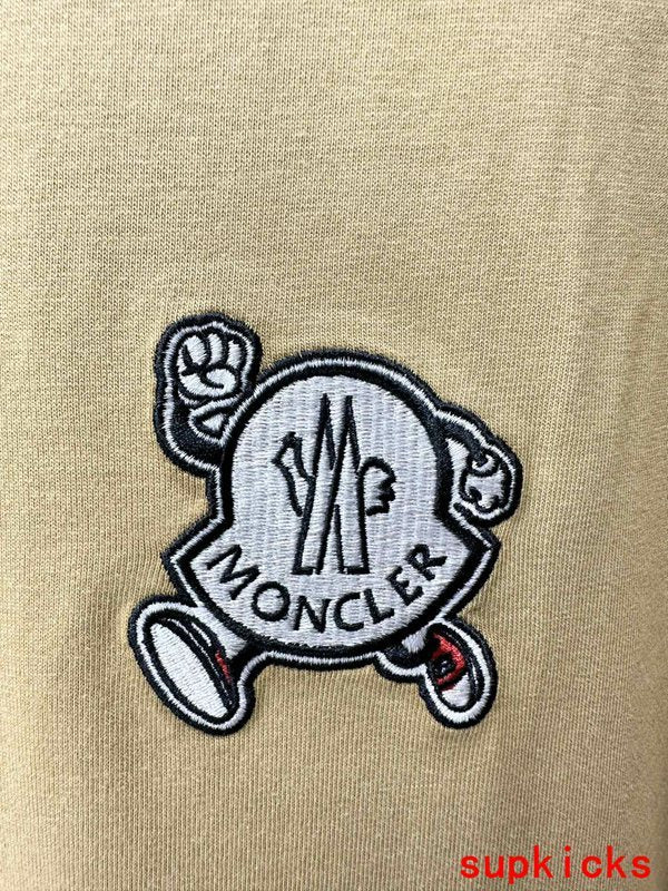 Moncler Luxury Cloth