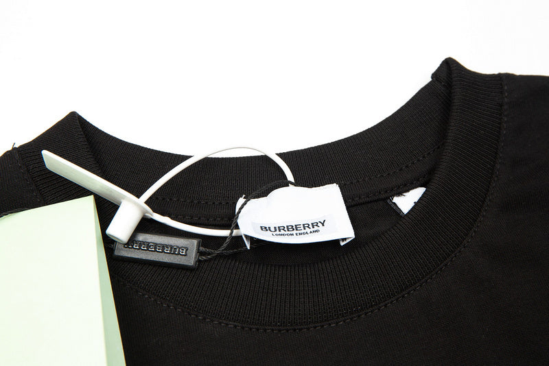 Burberry T-Shirts - 332